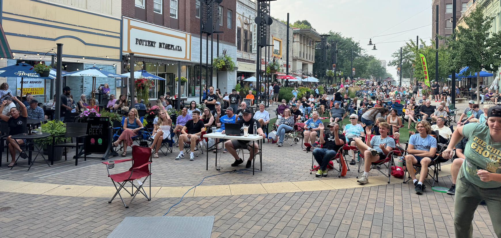 Crowd Picture